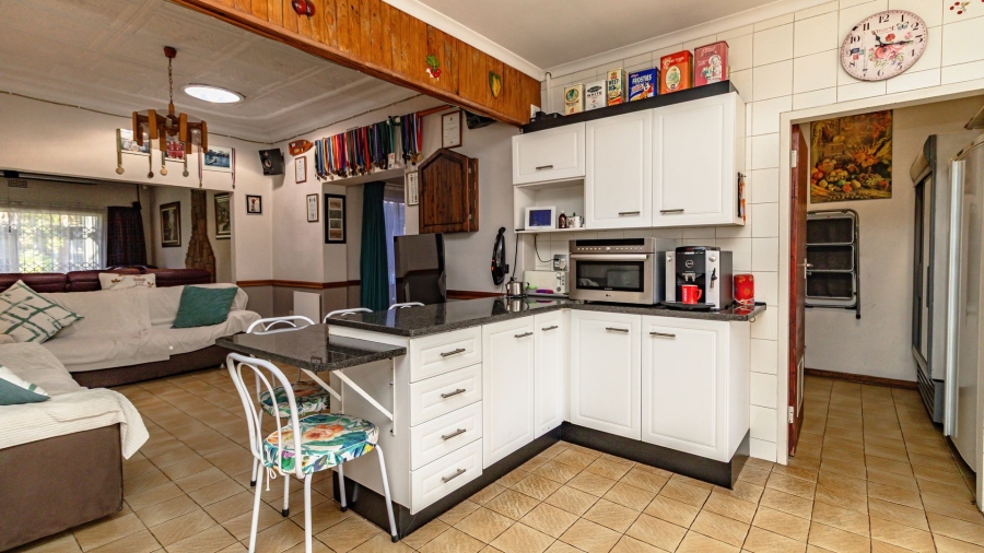4 Bedroom Property for Sale in Malvern East Gauteng