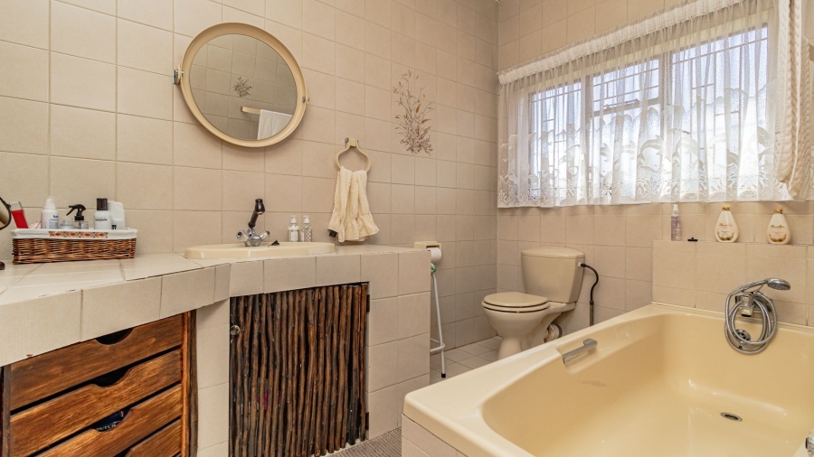 4 Bedroom Property for Sale in Malvern East Gauteng