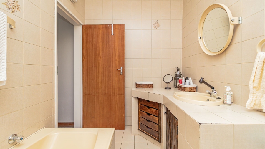 4 Bedroom Property for Sale in Malvern East Gauteng