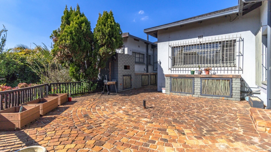 4 Bedroom Property for Sale in Malvern East Gauteng