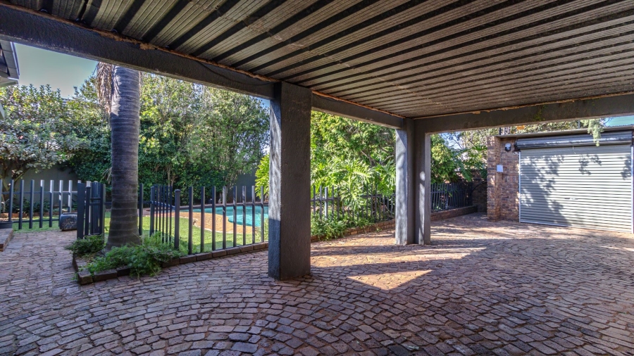4 Bedroom Property for Sale in Malvern East Gauteng