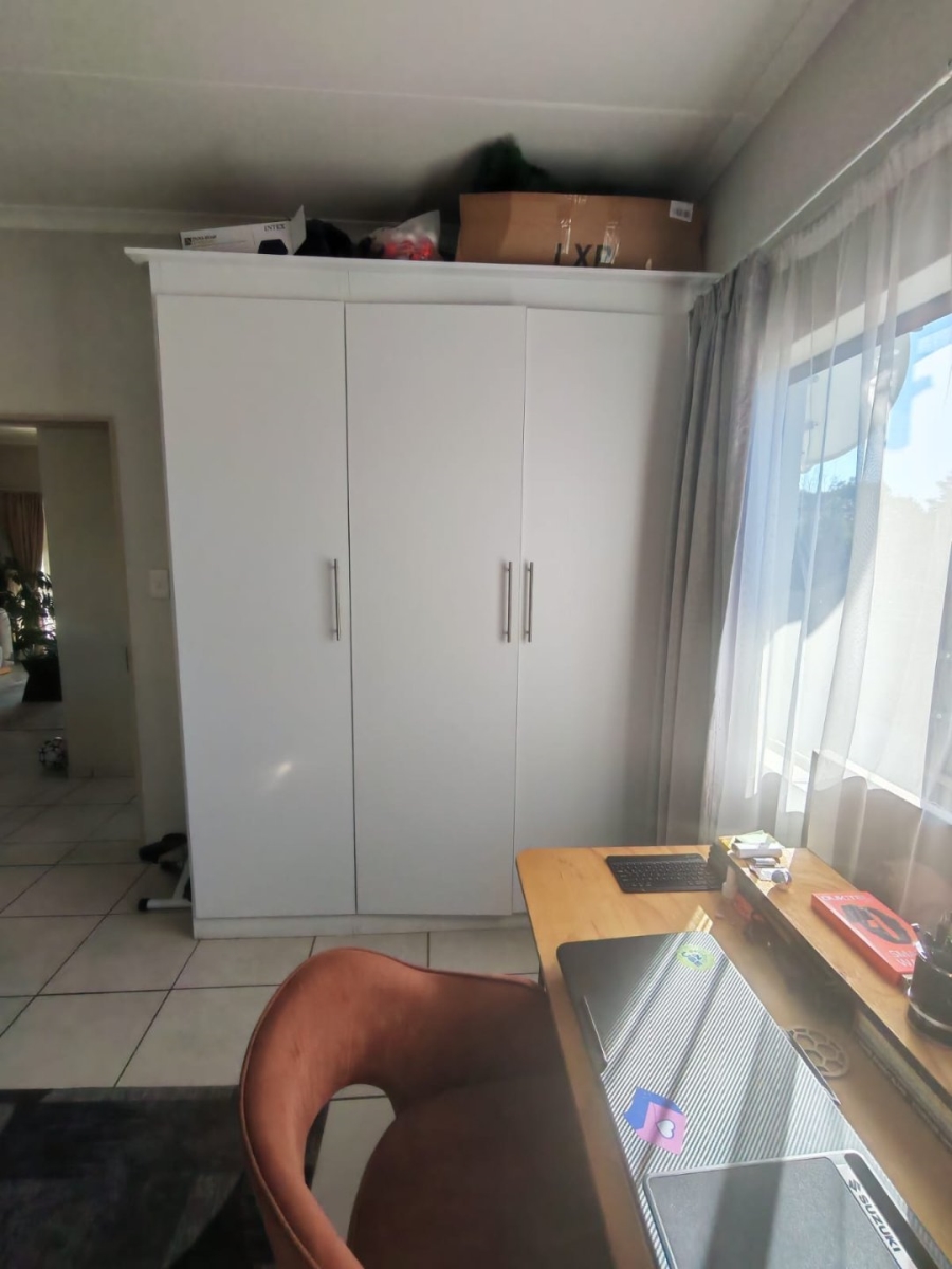 2 Bedroom Property for Sale in Brentwood Park Gauteng