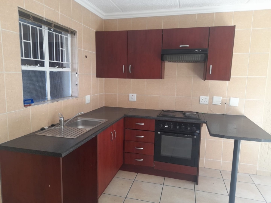 1 Bedroom Property for Sale in Ormonde View Gauteng