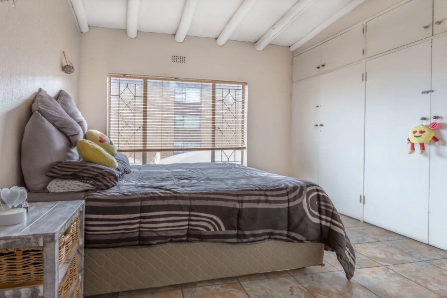 4 Bedroom Property for Sale in Fontainebleau Gauteng