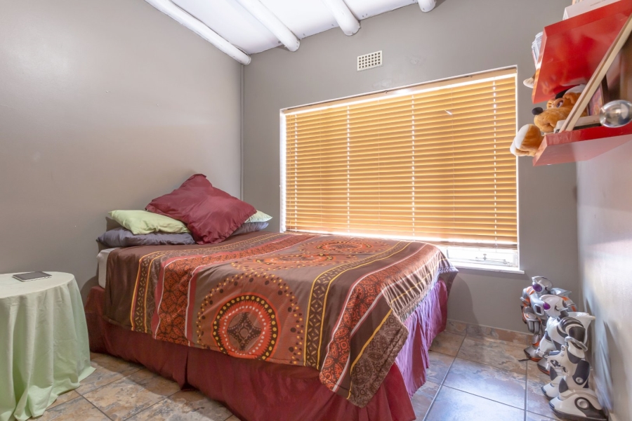 4 Bedroom Property for Sale in Fontainebleau Gauteng