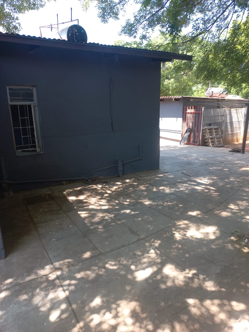 3 Bedroom Property for Sale in Mountain View Gauteng