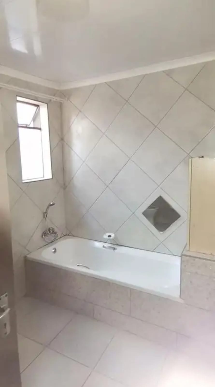 3 Bedroom Property for Sale in Mountain View Gauteng