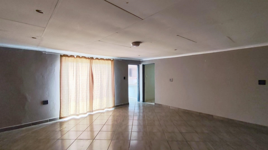 4 Bedroom Property for Sale in New State Areas Gauteng