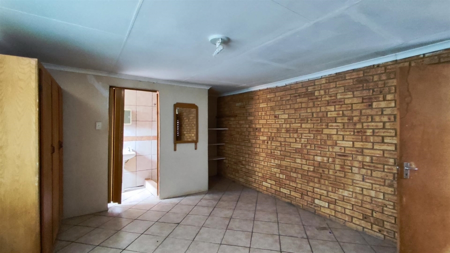 4 Bedroom Property for Sale in New State Areas Gauteng