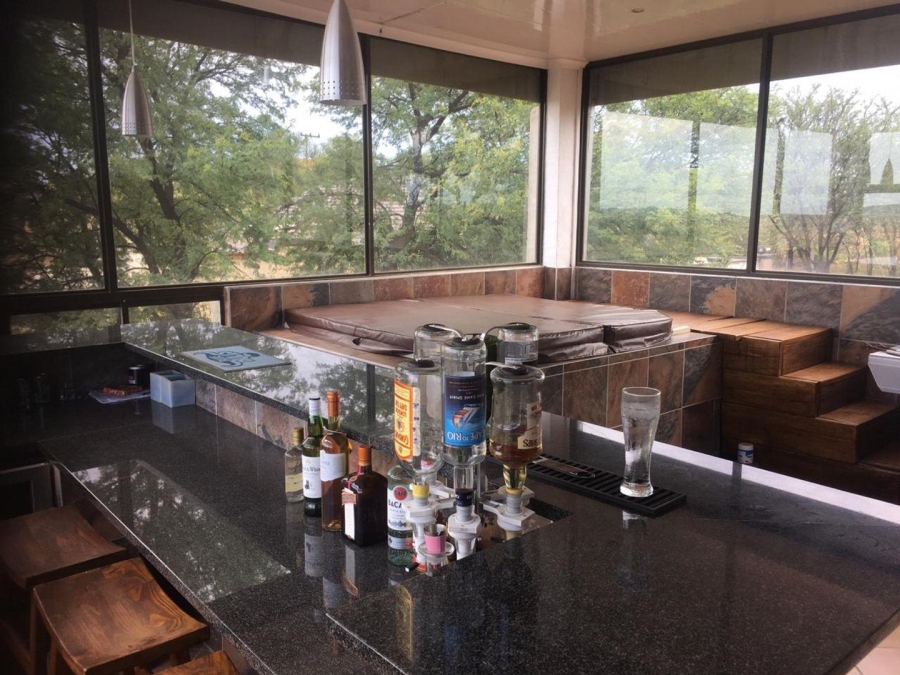 5 Bedroom Property for Sale in Vaaloewer Gauteng