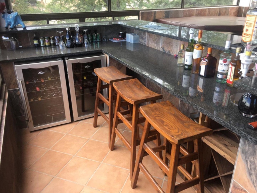 5 Bedroom Property for Sale in Vaaloewer Gauteng