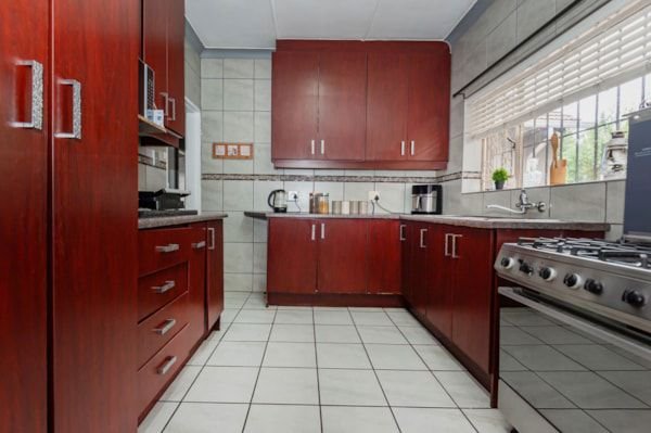 3 Bedroom Property for Sale in Marlands Gauteng