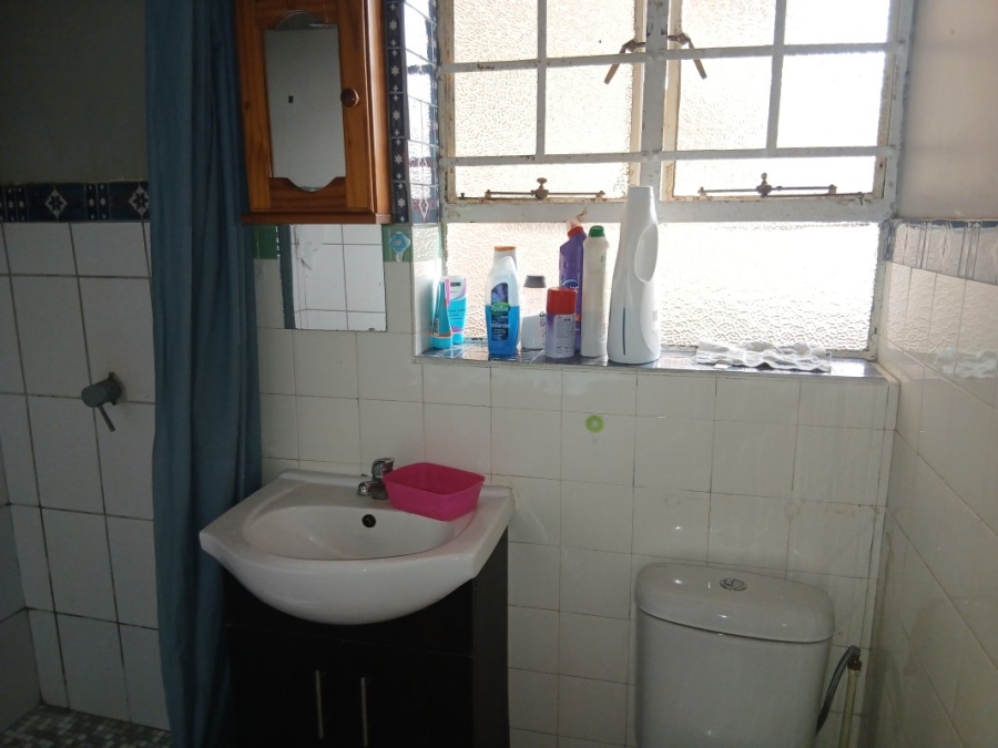 1 Bedroom Property for Sale in Sunnyridge Gauteng