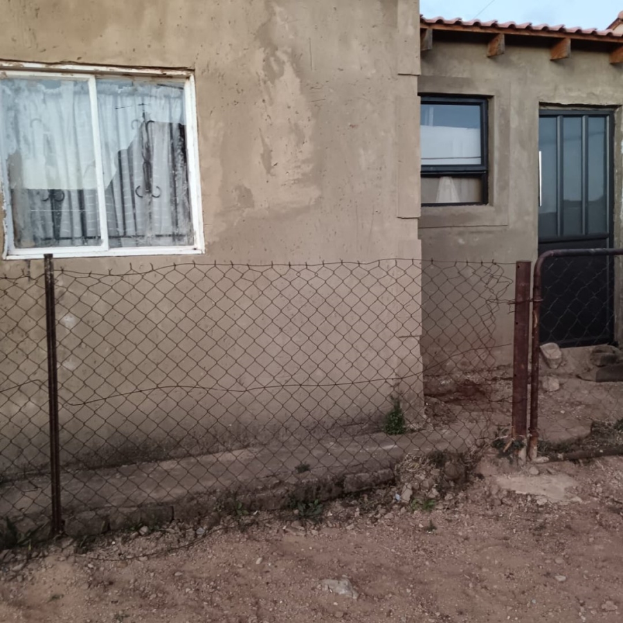 2 Bedroom Property for Sale in Lufhereng Gauteng