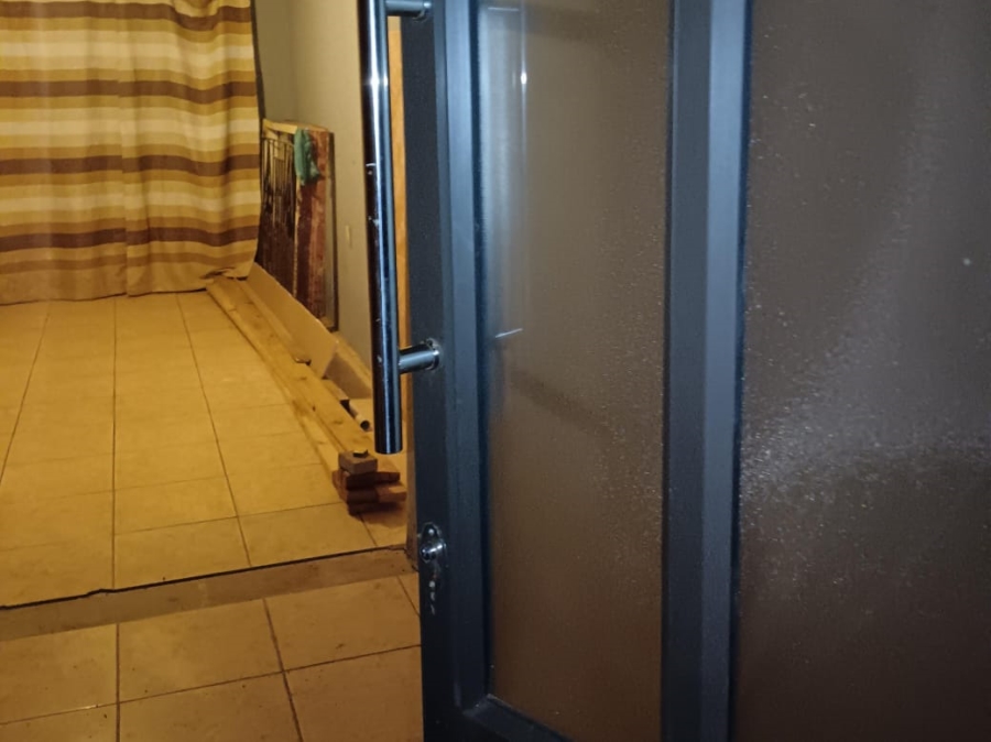 2 Bedroom Property for Sale in Lufhereng Gauteng