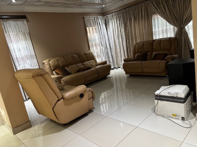To Let  Bedroom Property for Rent in Savannah Country Estate Gauteng