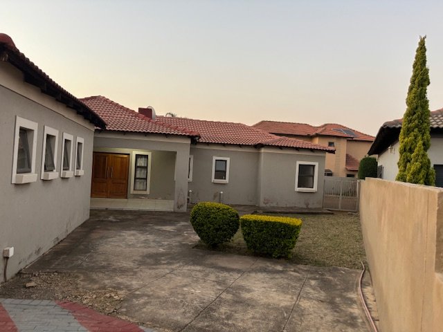 To Let  Bedroom Property for Rent in Savannah Country Estate Gauteng