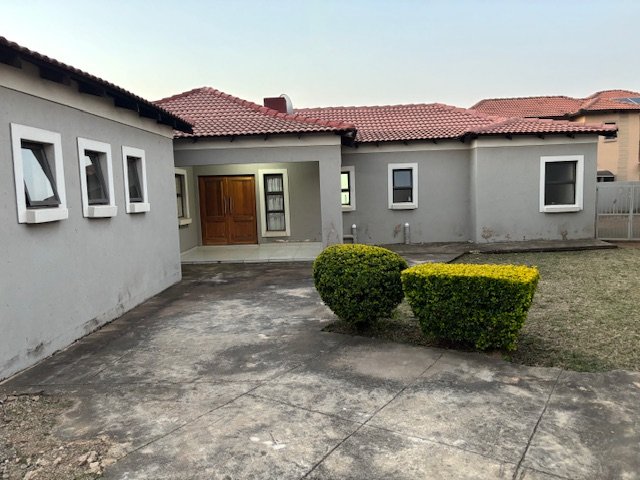 To Let  Bedroom Property for Rent in Savannah Country Estate Gauteng