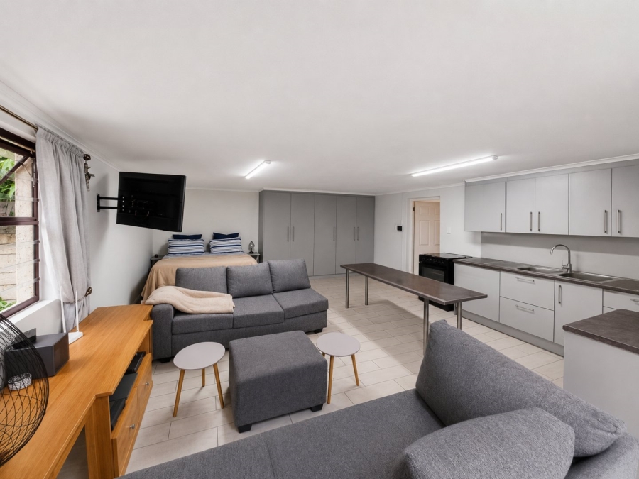 4 Bedroom Property for Sale in Buurendal Gauteng