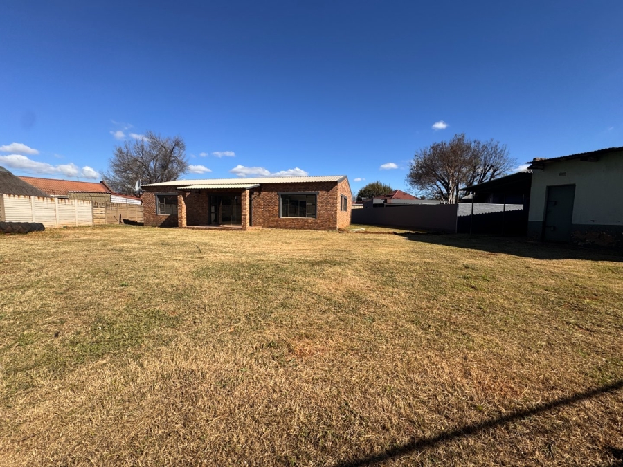 5 Bedroom Property for Sale in Three Rivers Gauteng