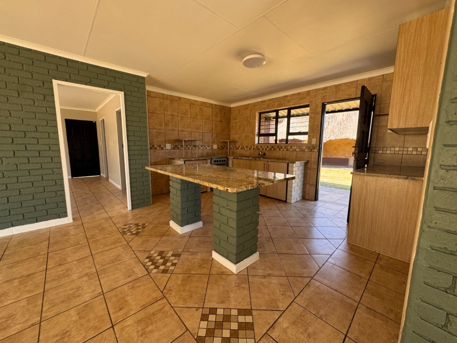 5 Bedroom Property for Sale in Three Rivers Gauteng