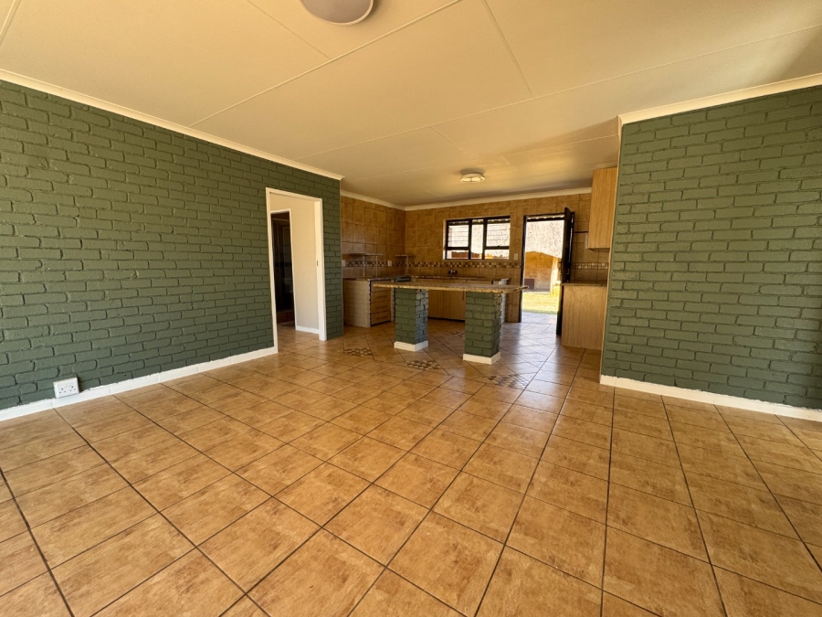 5 Bedroom Property for Sale in Three Rivers Gauteng