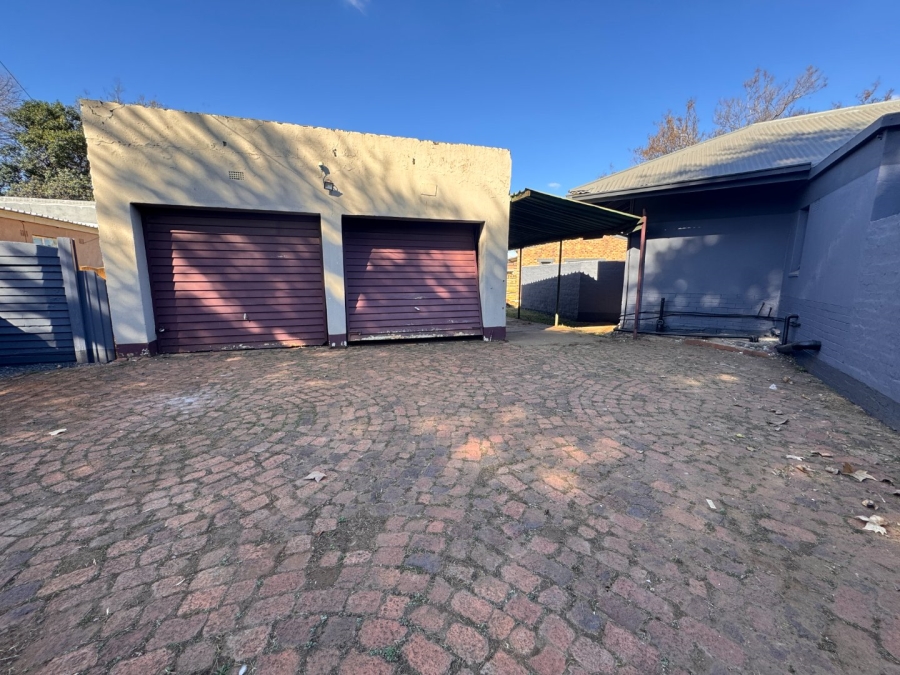 5 Bedroom Property for Sale in Three Rivers Gauteng