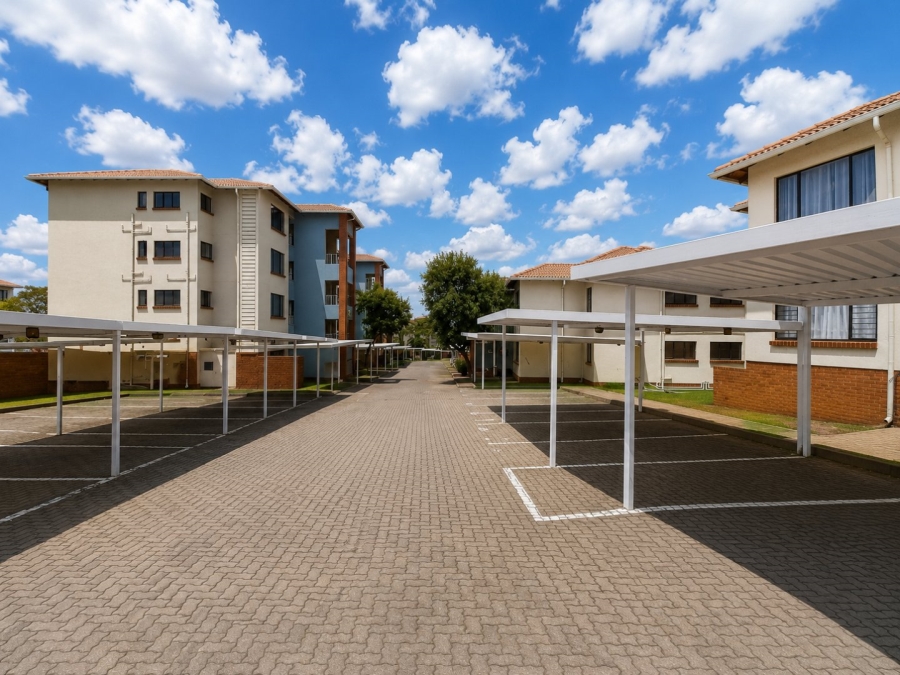 3 Bedroom Property for Sale in Greenstone Hill Gauteng