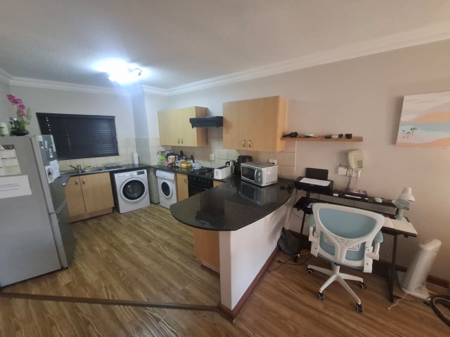 To Let 2 Bedroom Property for Rent in Nieuw Muckleneuk Gauteng