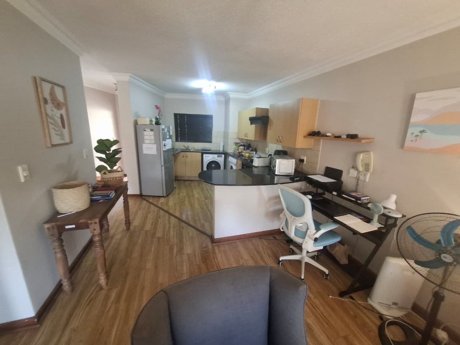 To Let 2 Bedroom Property for Rent in Nieuw Muckleneuk Gauteng