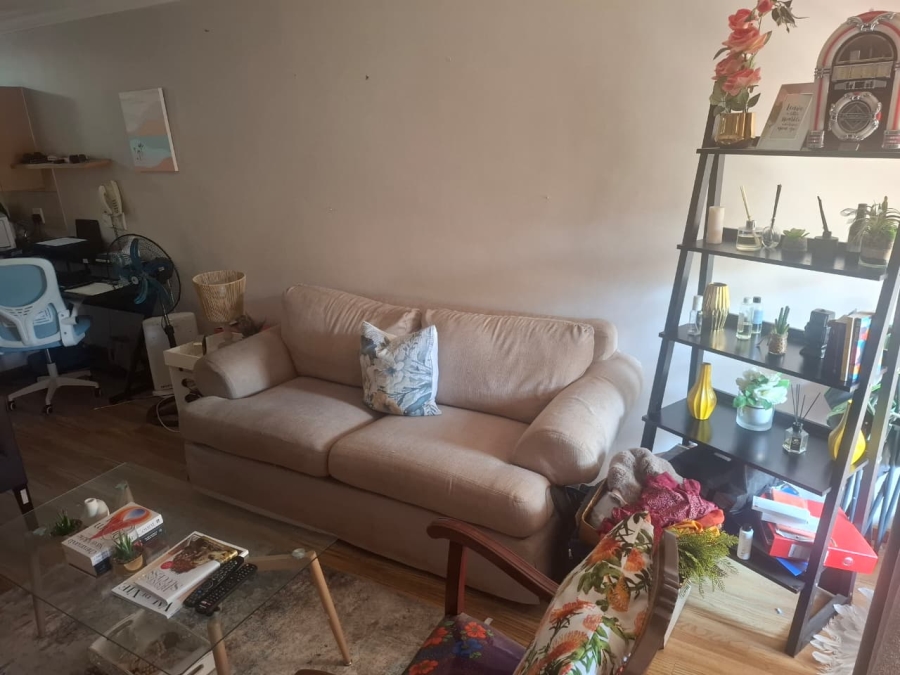 To Let 2 Bedroom Property for Rent in Nieuw Muckleneuk Gauteng