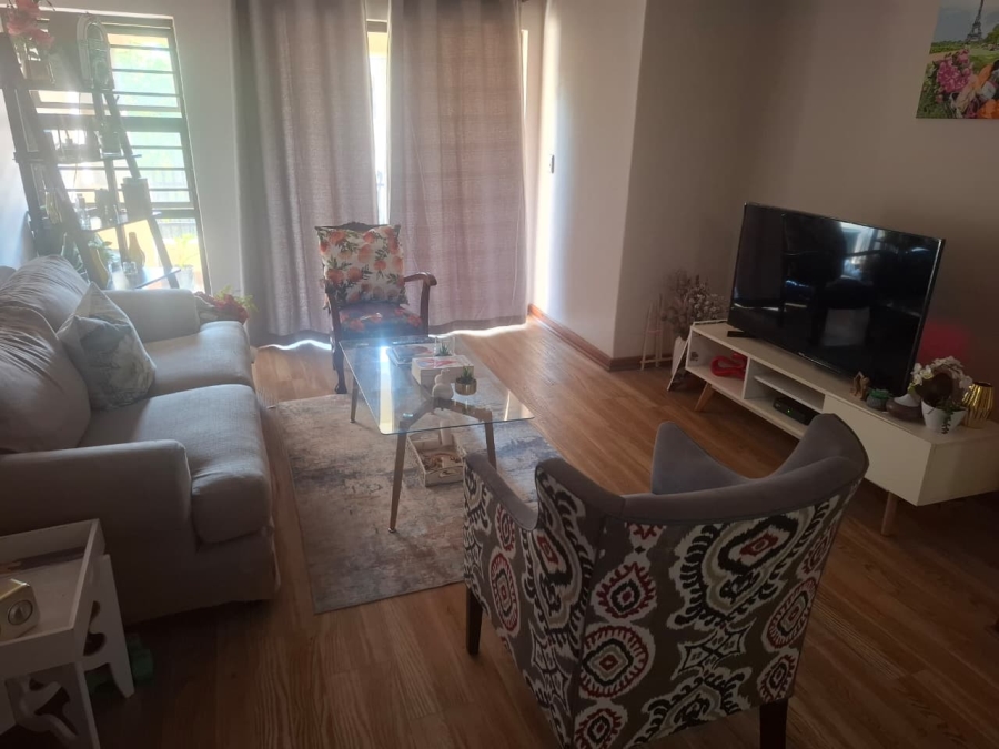 To Let 2 Bedroom Property for Rent in Nieuw Muckleneuk Gauteng