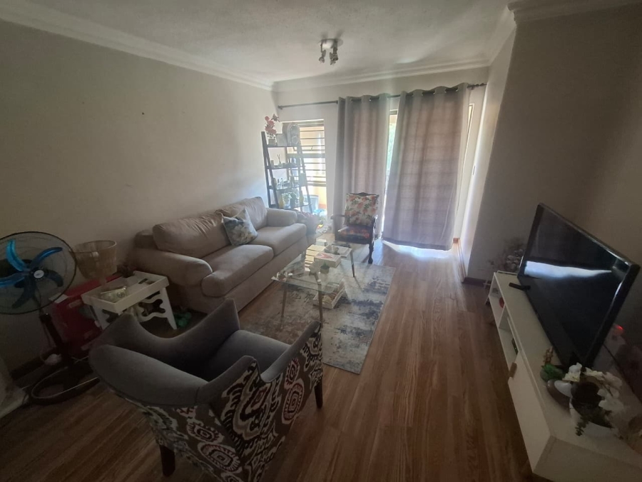 To Let 2 Bedroom Property for Rent in Nieuw Muckleneuk Gauteng