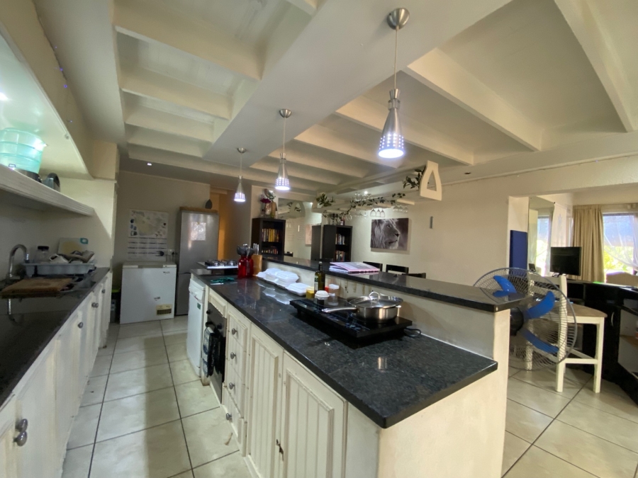  Bedroom Property for Sale in Selection Park Gauteng