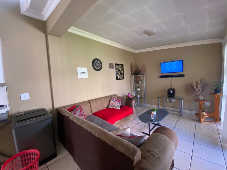  Bedroom Property for Sale in Selection Park Gauteng