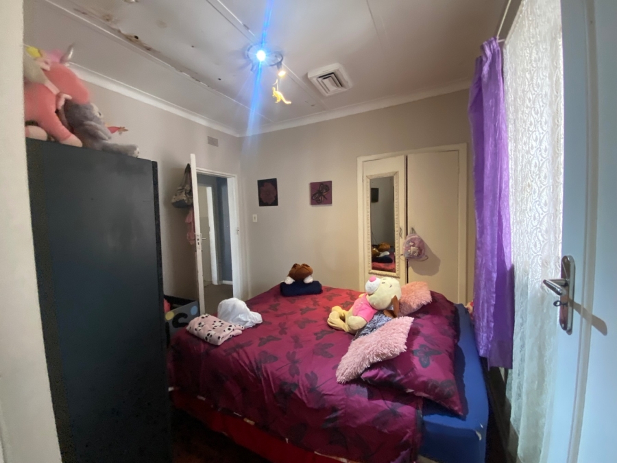  Bedroom Property for Sale in Selection Park Gauteng