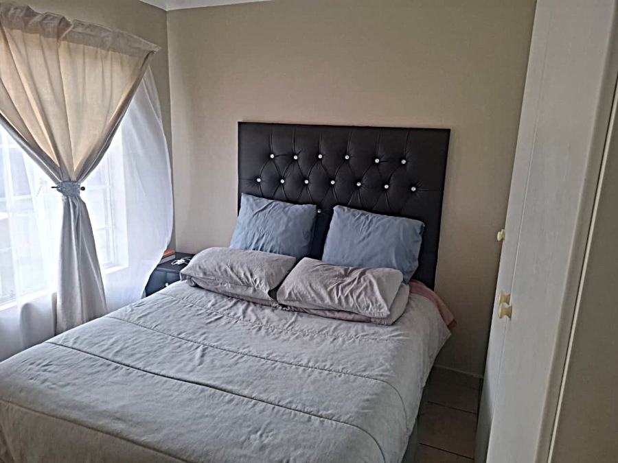 To Let 2 Bedroom Property for Rent in Amandasig Gauteng