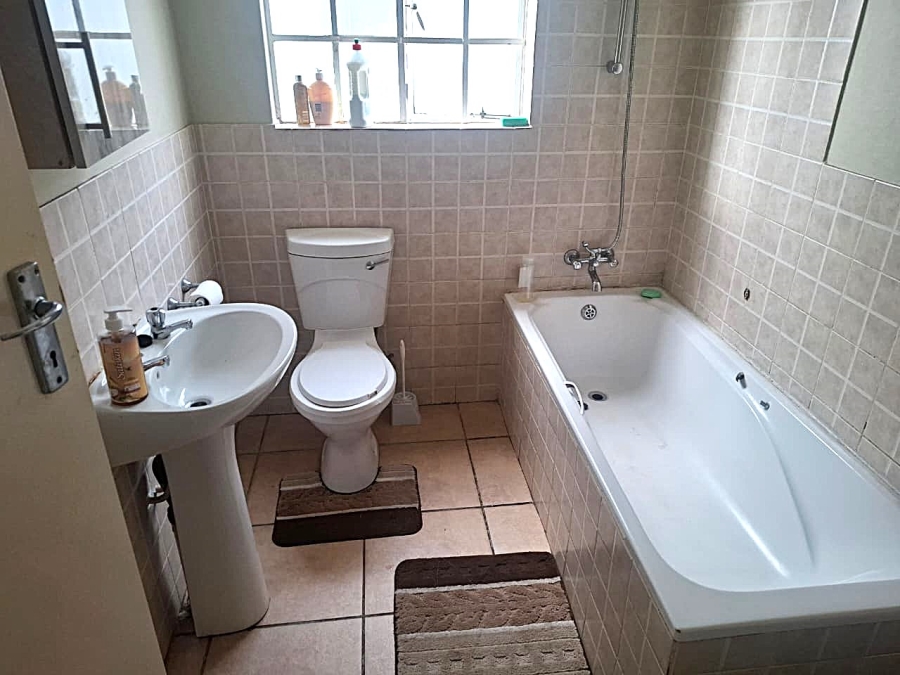 To Let 2 Bedroom Property for Rent in Amandasig Gauteng