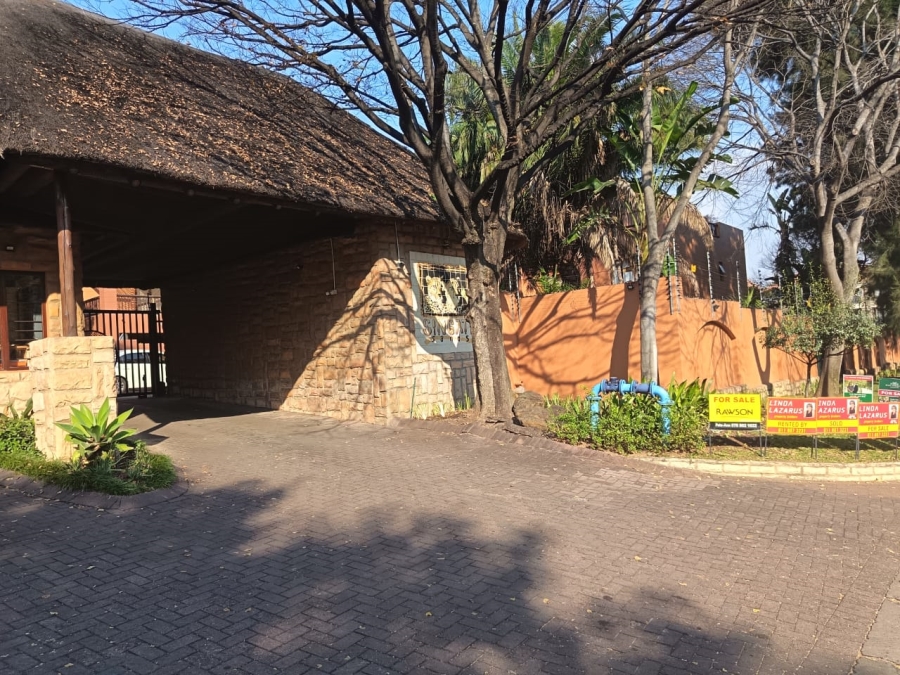 2 Bedroom Property for Sale in Sunninghill Gauteng