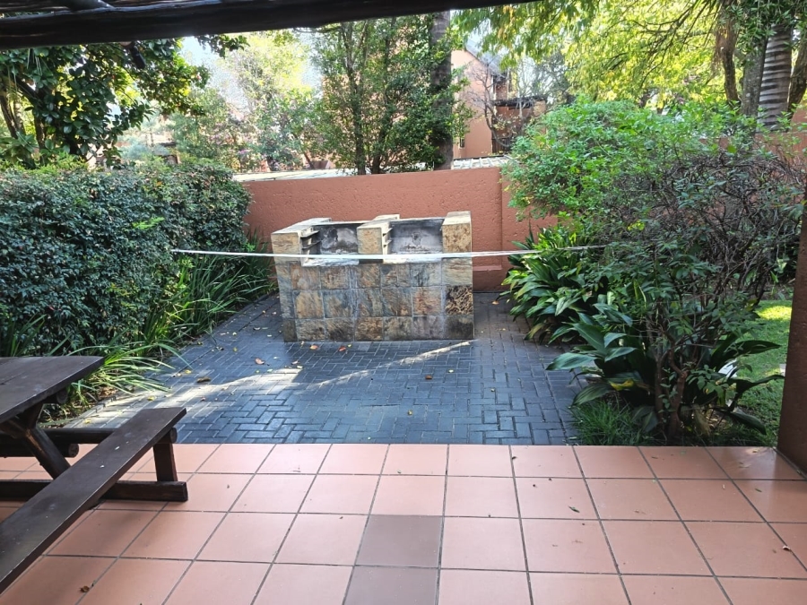 2 Bedroom Property for Sale in Sunninghill Gauteng