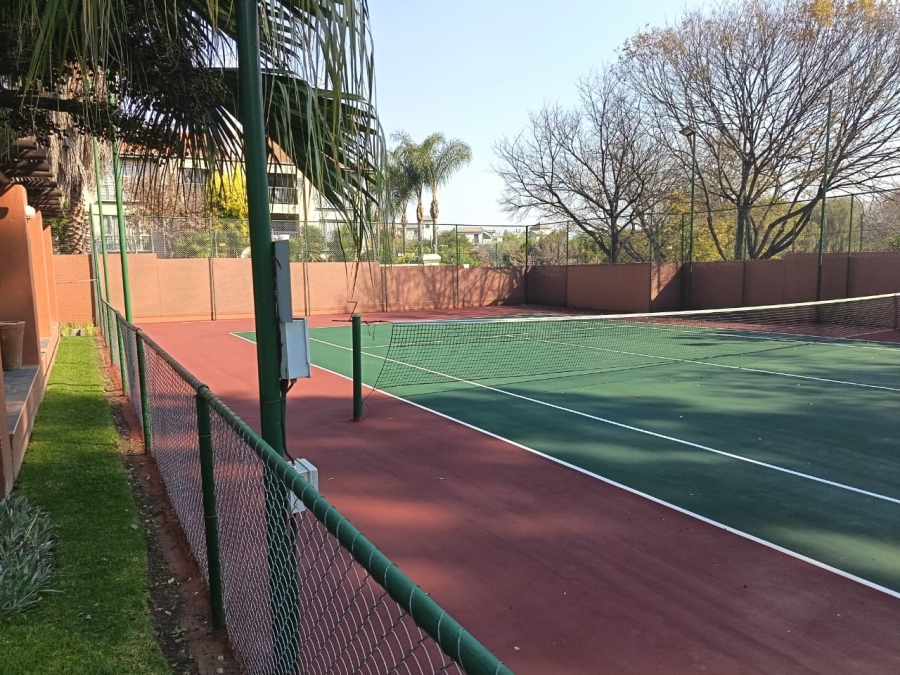 2 Bedroom Property for Sale in Sunninghill Gauteng
