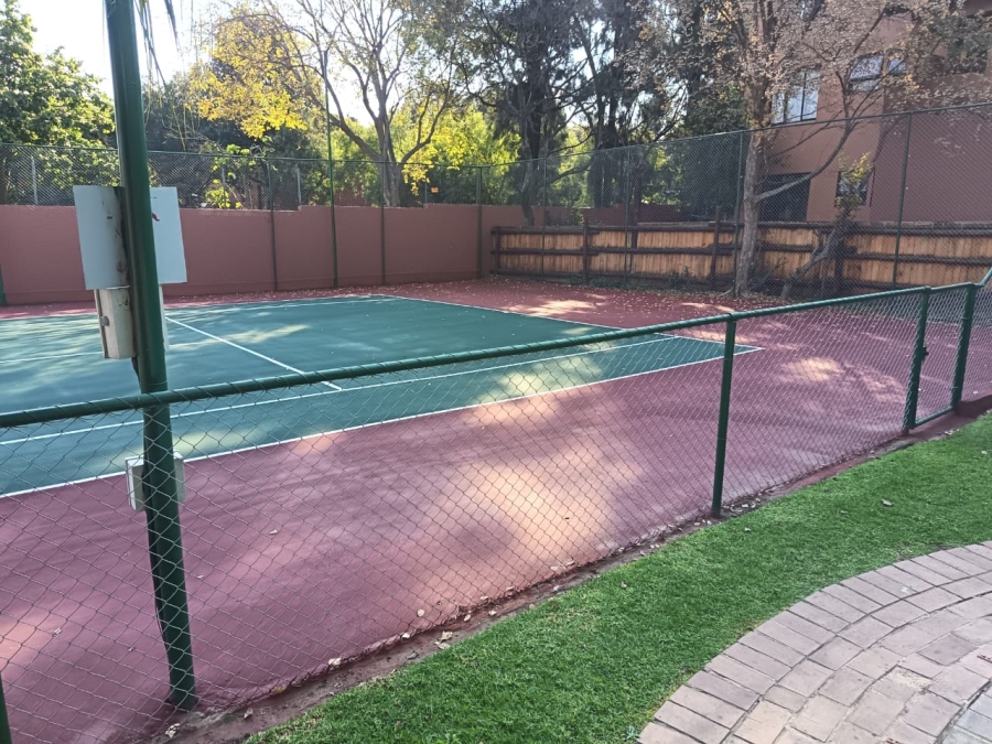 2 Bedroom Property for Sale in Sunninghill Gauteng