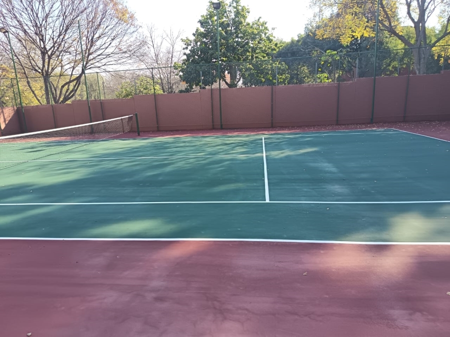 2 Bedroom Property for Sale in Sunninghill Gauteng
