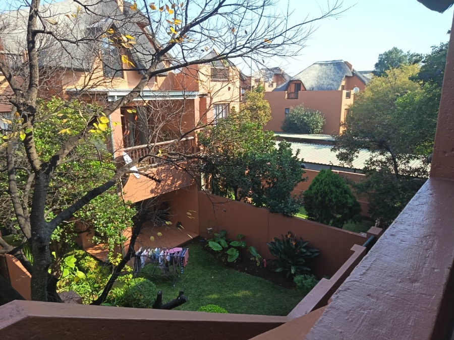 2 Bedroom Property for Sale in Sunninghill Gauteng