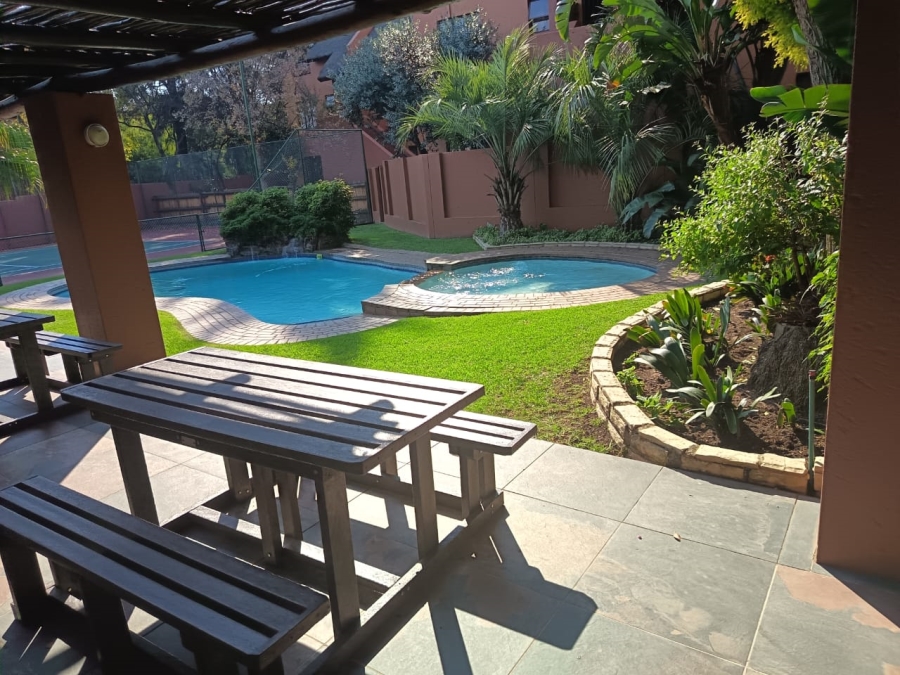 2 Bedroom Property for Sale in Sunninghill Gauteng