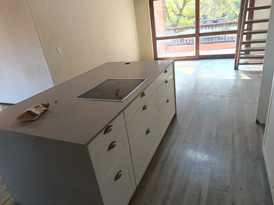 2 Bedroom Property for Sale in Sunninghill Gauteng