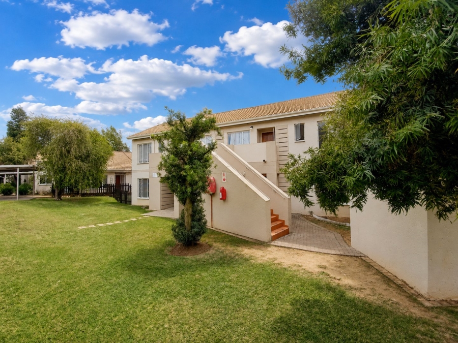 2 Bedroom Property for Sale in Eden Glen Gauteng