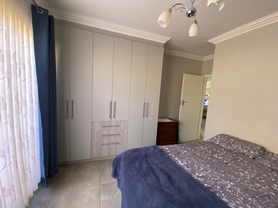  Bedroom Property for Sale in Dayanglen Gauteng