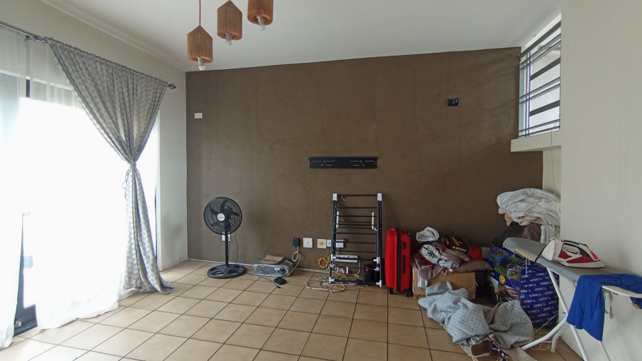 2 Bedroom Property for Sale in Midridge Park Gauteng