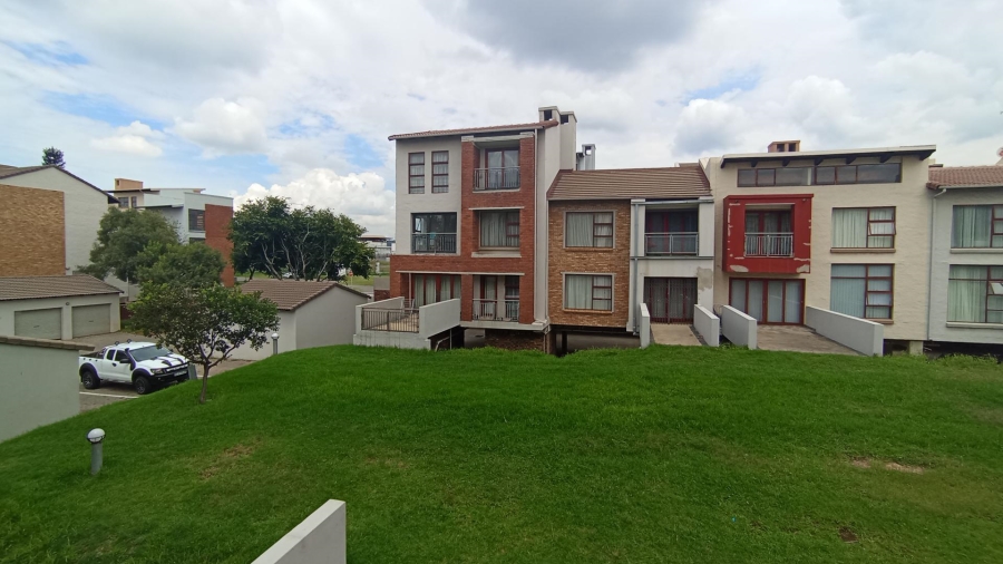 2 Bedroom Property for Sale in Midridge Park Gauteng